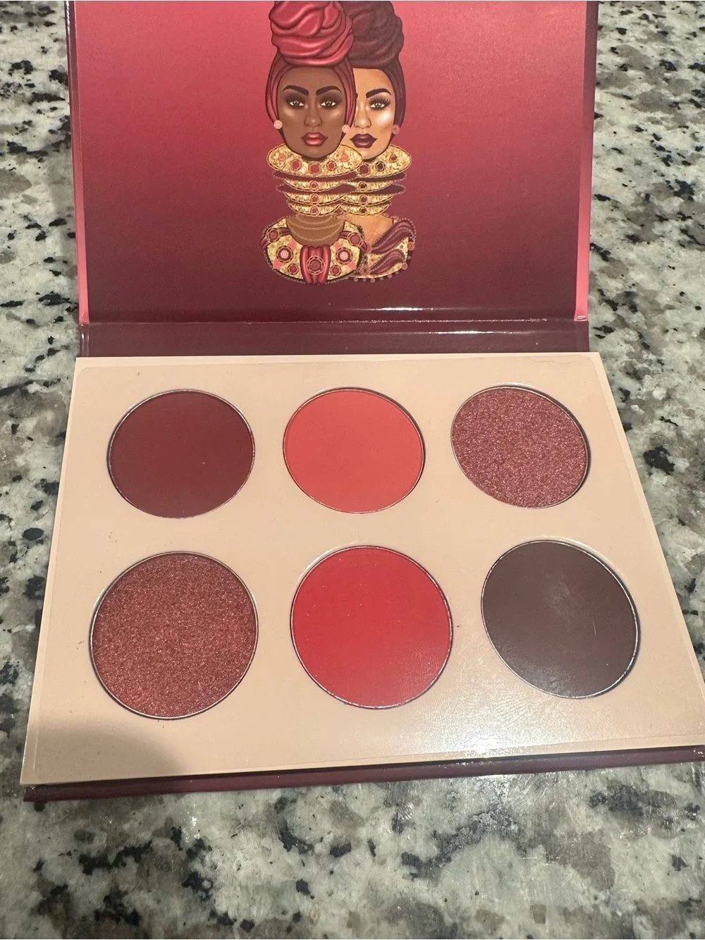 Juvia's Place Berries Eyeshadow Palette